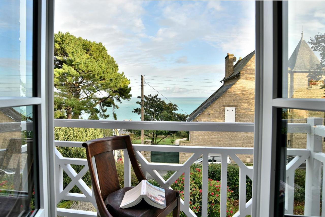 La Brise Cancalaise - Maison Typique Avec Vue Mer Cancale Exterior photo